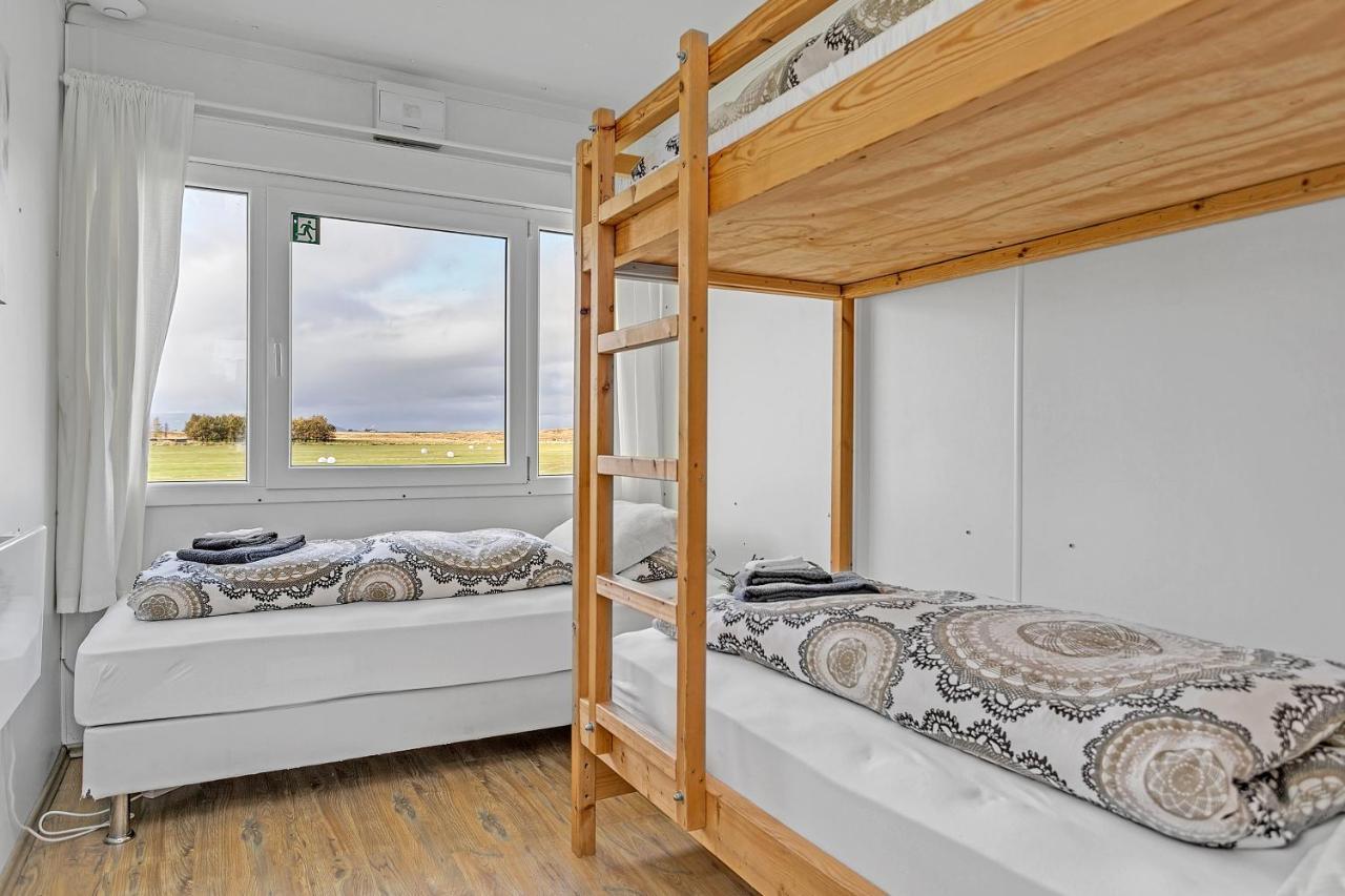 Guesthouse Vatnsholt Bagian luar foto