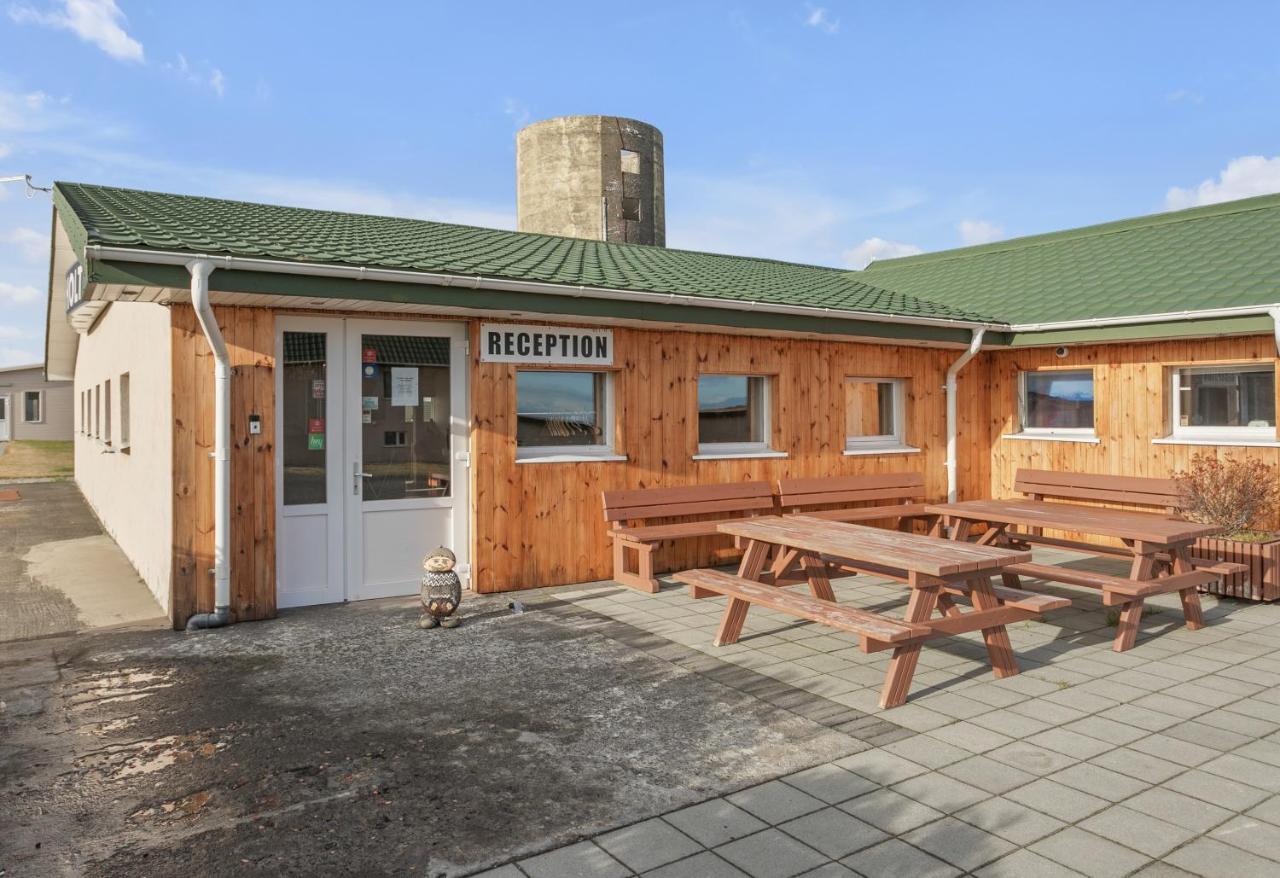 Guesthouse Vatnsholt Bagian luar foto