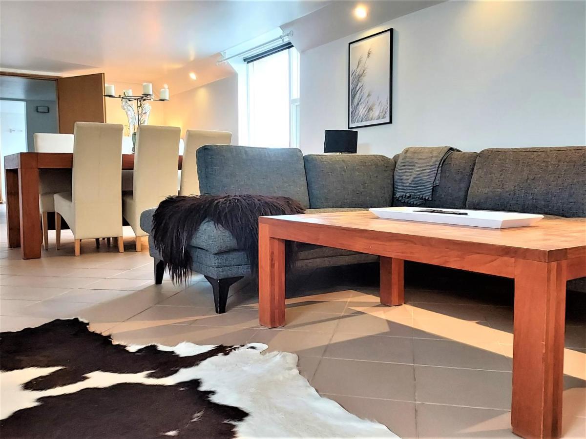 Guesthouse Vatnsholt Bagian luar foto