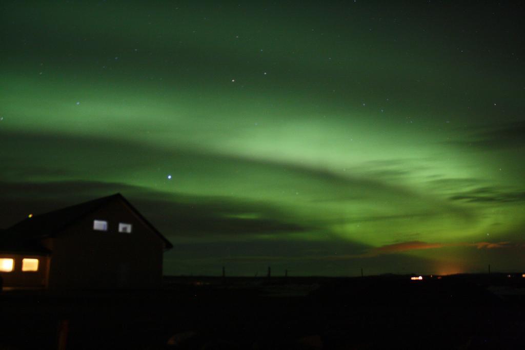 Guesthouse Vatnsholt Bagian luar foto