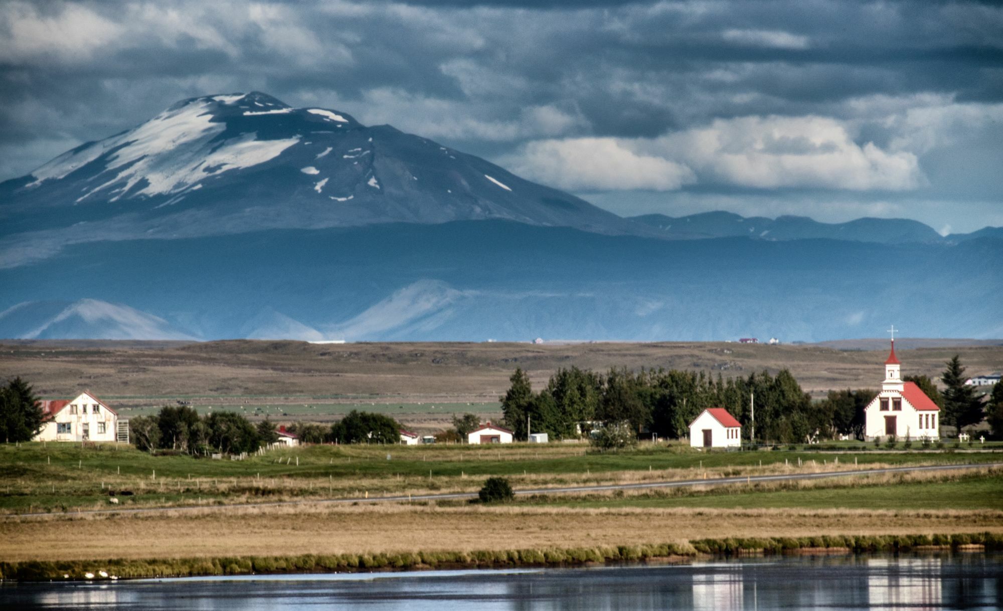 Guesthouse Vatnsholt Bagian luar foto